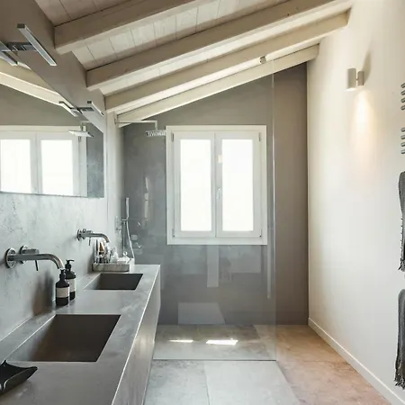 Modern With Sea View In *