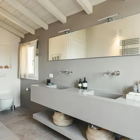 Modern With Sea View In 펜션