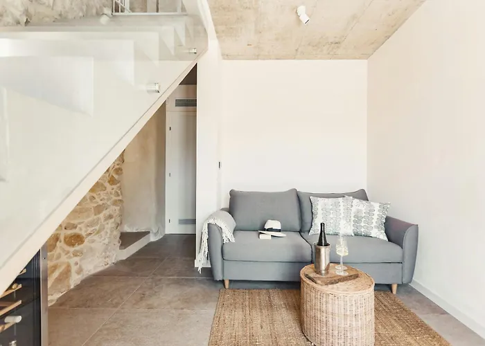 Modern With Sea View In Feriehus